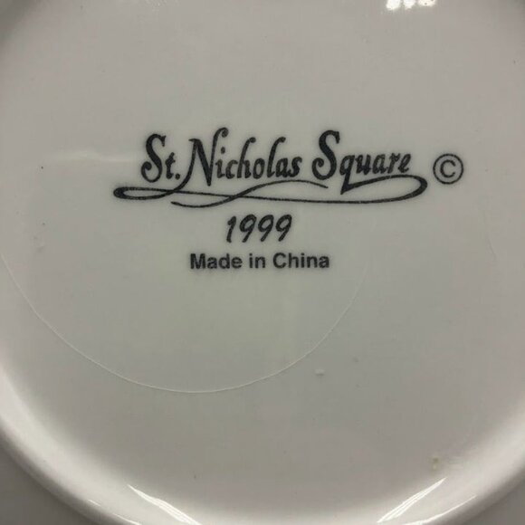 Vintage St. Nicholas Square Ceramic Set of 4 Plates 1999 Reindeer Christmas - Picture 8 of 11